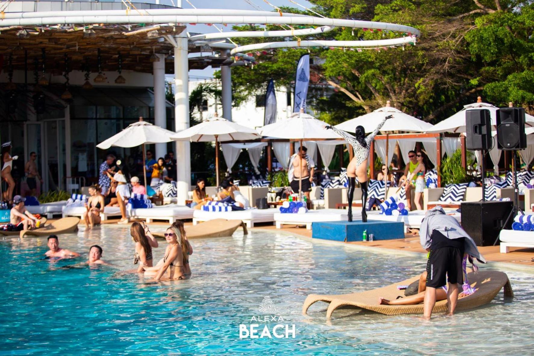 Pinnacle Grand Jomtien Resort And Beach Club На Джомтиен Екстериор снимка