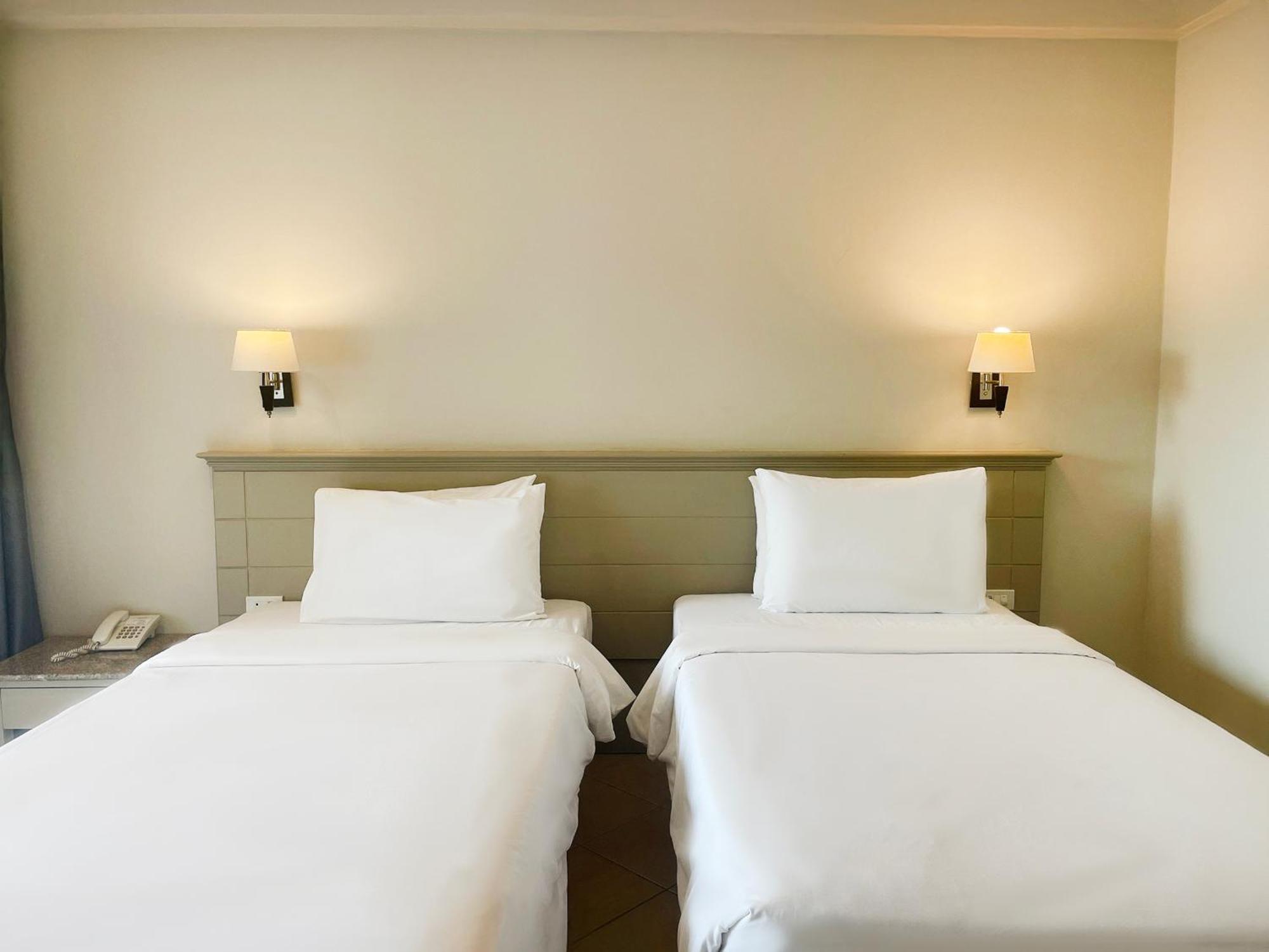 Pinnacle Grand Jomtien Resort And Beach Club На Джомтиен Екстериор снимка